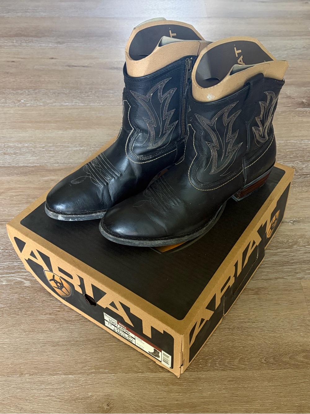 Ariat Billie Black Leather Western Boots - Size 11